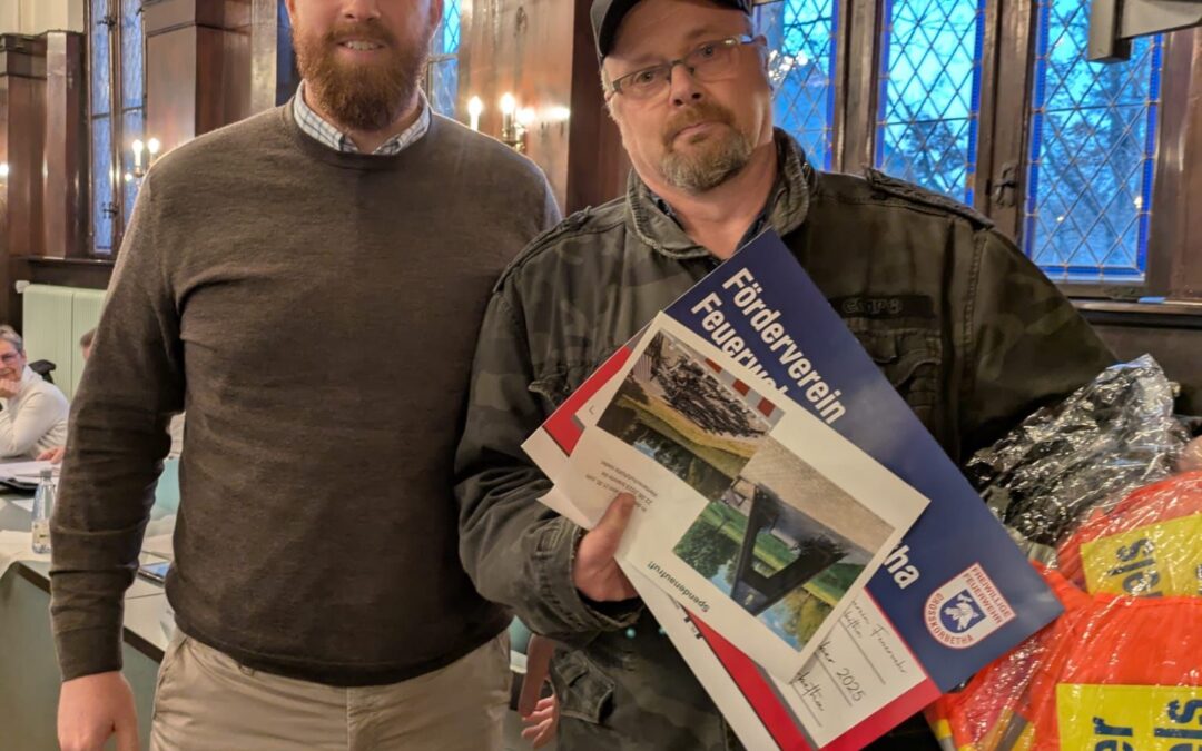 Spendenübergabe im Stadtrat – 1.000 € für den Wiederaufbau der Wetterschutzhütte am Saale-Radweg